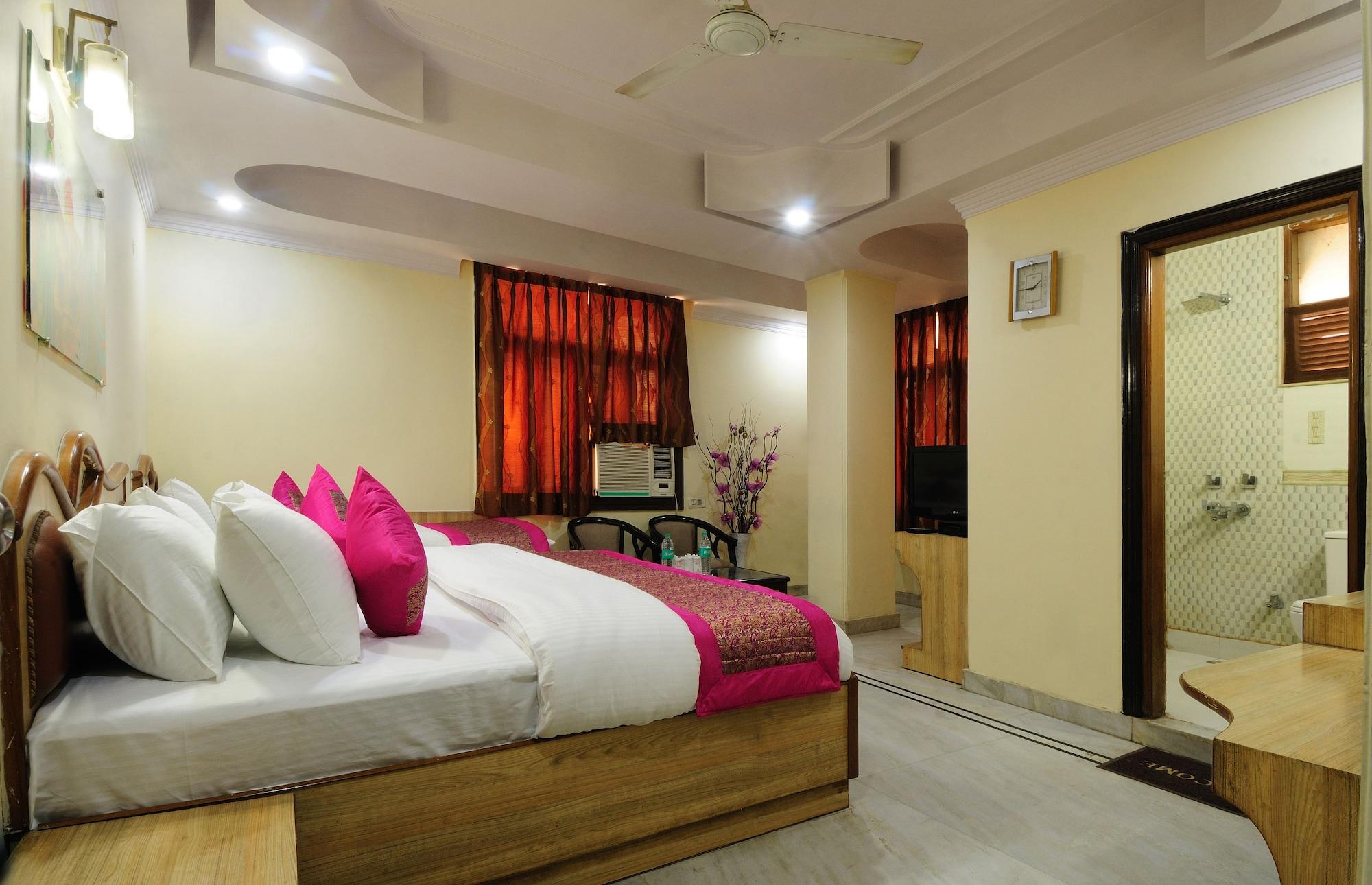 Hotel De Holiday International @ New Delhi Station Экстерьер фото