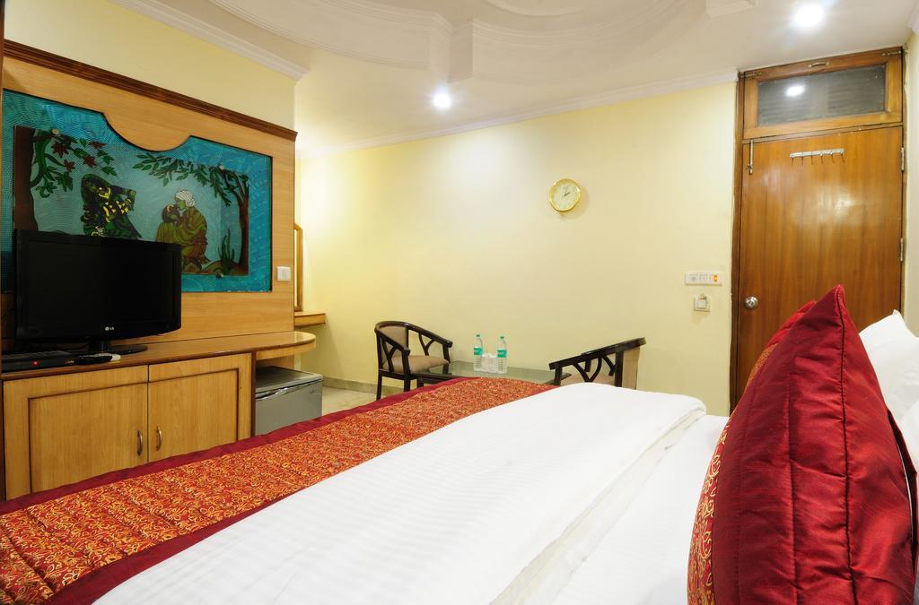Hotel De Holiday International @ New Delhi Station Экстерьер фото