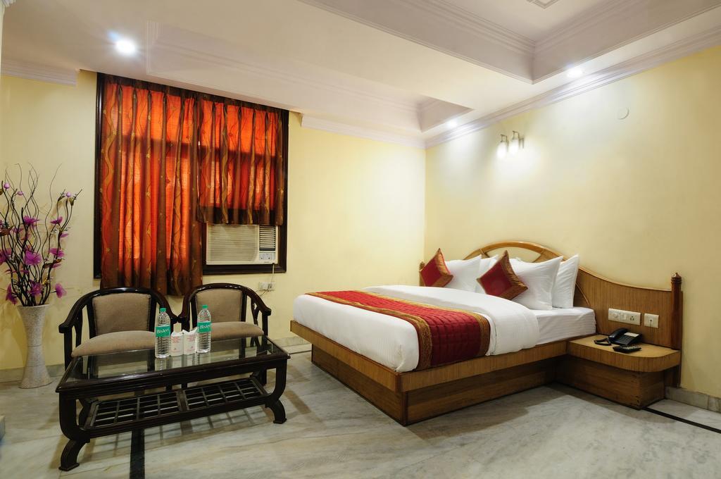 Hotel De Holiday International @ New Delhi Station Экстерьер фото